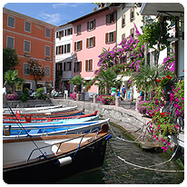 Der alte Hafen von Limone Hafen, Limone sul Garda, Gardasee