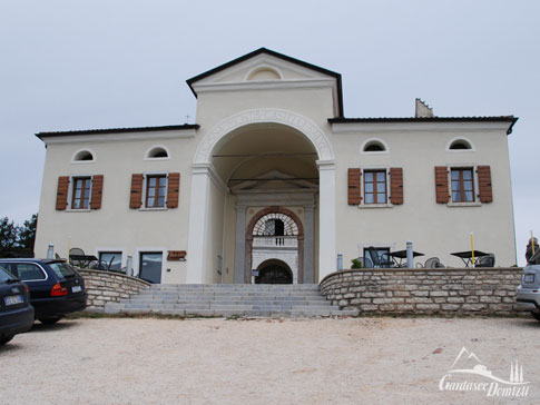 Santuario della Madonna di Monte Castello, Tignale, Gardasee, Italien