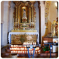 Altar im Innenraum der Wallfahrtskirche Madonna di Monte Castello altar, kirche, madonna di monte castello, tignale, gardasee