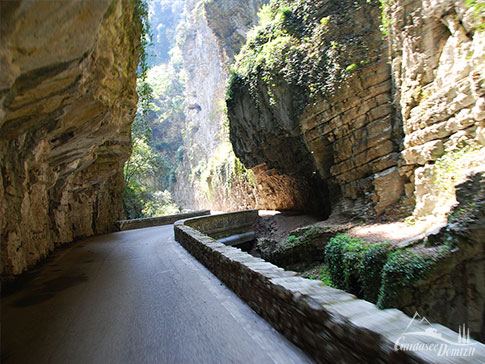 Die Brasa-Schlucht - Wilde Klamm und enge Strasse, Tremosine, Gardasee