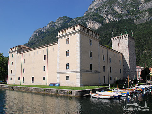 Rocca di Riva - Die Wasserburg von Riva del Garda am Gardasee