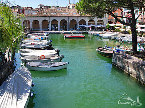 Porto Vecchio - Der Alte Hafen von Desenzano del Garda, Gardasee, Italien