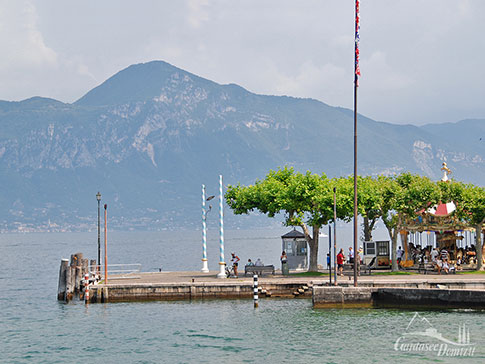 Mole, Hafen, Torri del Benaco, Gardasee, Italien