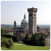 Die Burg von Lonato del Garda Burg, Lonato del Garda, Gardasee