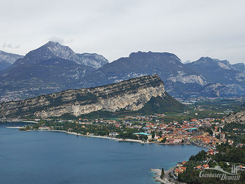 Torbole, Monte Brione, Gardasee, Italien