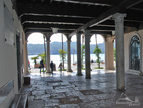 Palazzo della Magnifica Patria, Rathaus von Salò, Gardasee, Italien