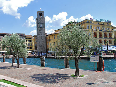 Riva del Garda - Blick zum Torre Apponale