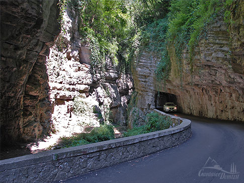 Strada della Forra, Brasaschlucht, Gardasee, Italien