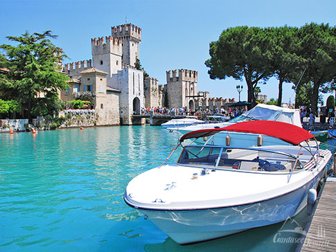 Sirmione am Suedufer des Gardasees, Italien