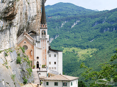 Madonna della Corona - Einsiedelei, Wallfahrtskirche am Gardasee, Italien
