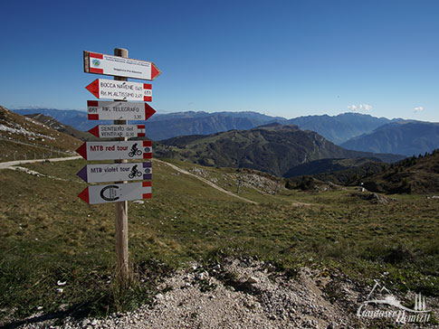 Ob als Wanderer oder Mountainbiker - die Monte Baldoregion bietet viel Abwechslung